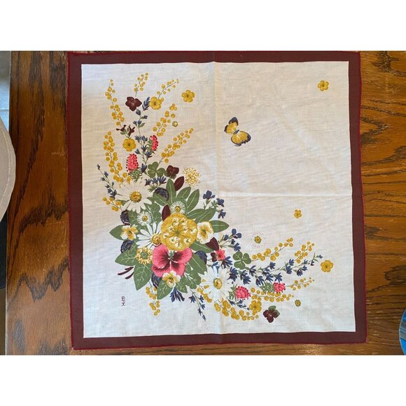 Grace Patricia Kelly Napkin Floral With Butterfly Print Vintage-Inspired Linen S - Picture 1 of 5
